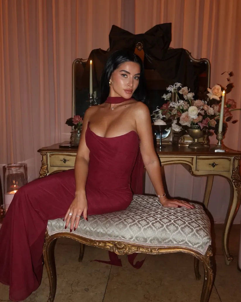 Aniyah Strapless Bodycon Maxi Dress - Figure-Flattering Evening Gown