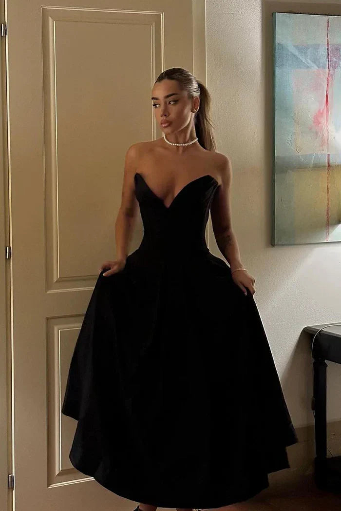 Lorelei Corset Midi Dress Figure-Hugging Off-Shoulder Pleated Evening Elegance