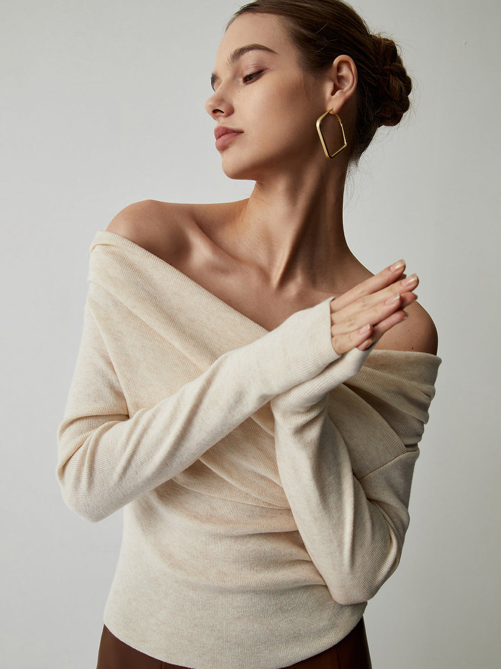 Women's Slim-Fit Long Sleeve Knit Top 50% Polyester 50% Acrylic