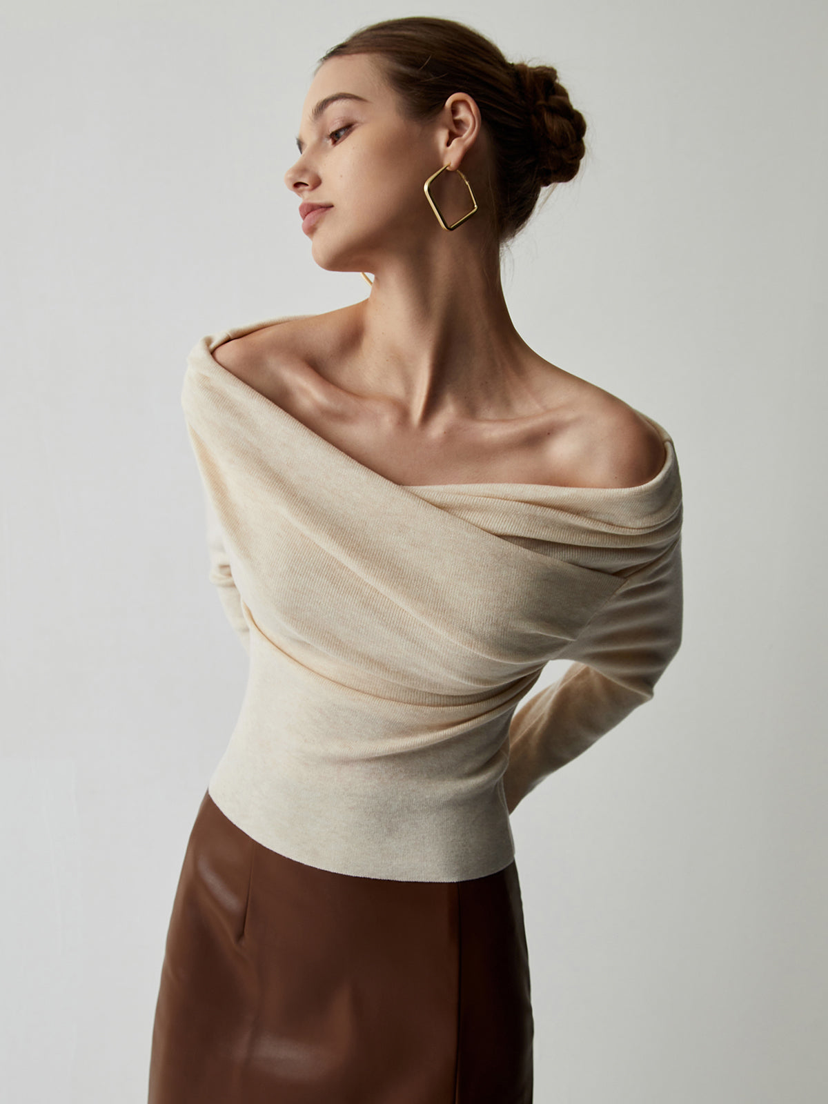 Women's Slim-Fit Long Sleeve Knit Top 50% Polyester 50% Acrylic