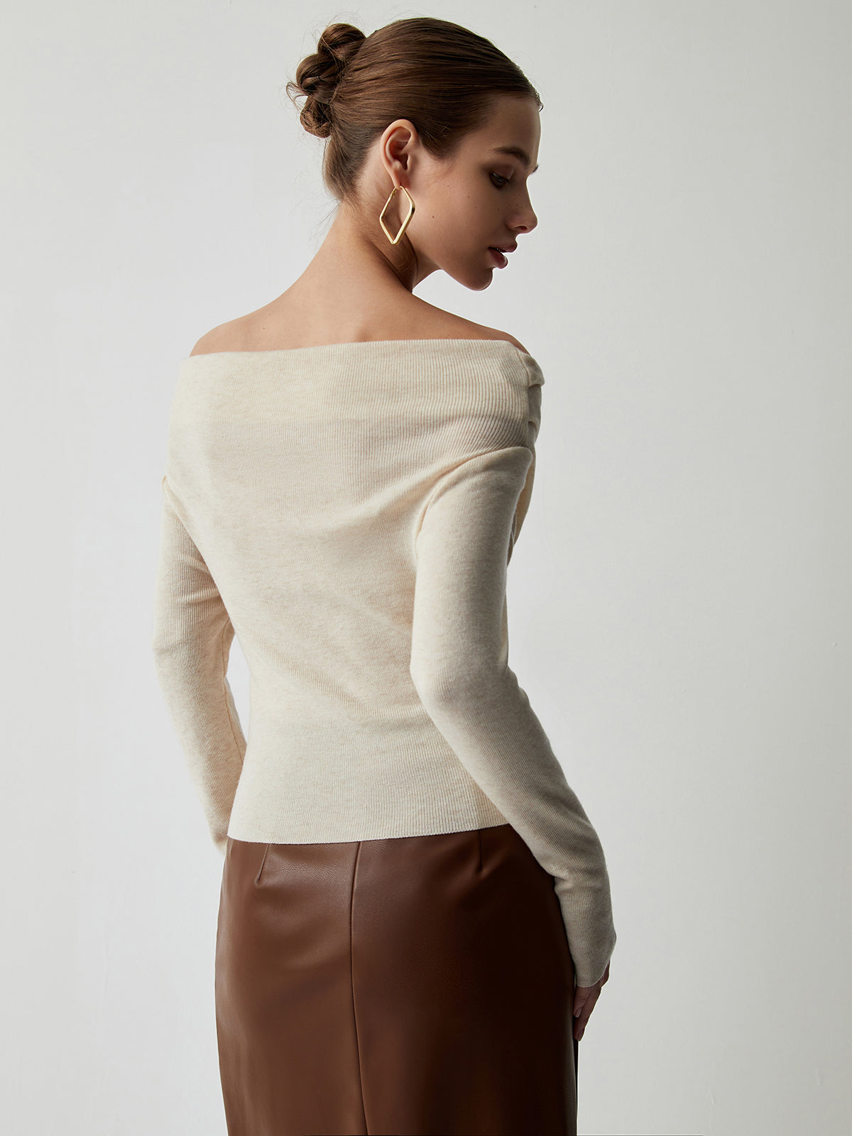 Women's Slim-Fit Long Sleeve Knit Top 50% Polyester 50% Acrylic
