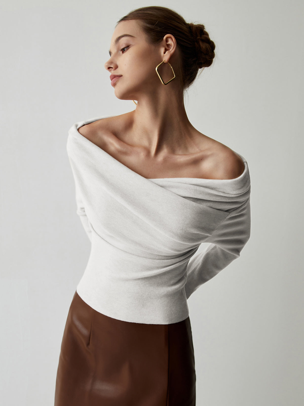 Women's Slim-Fit Long Sleeve Knit Top 50% Polyester 50% Acrylic