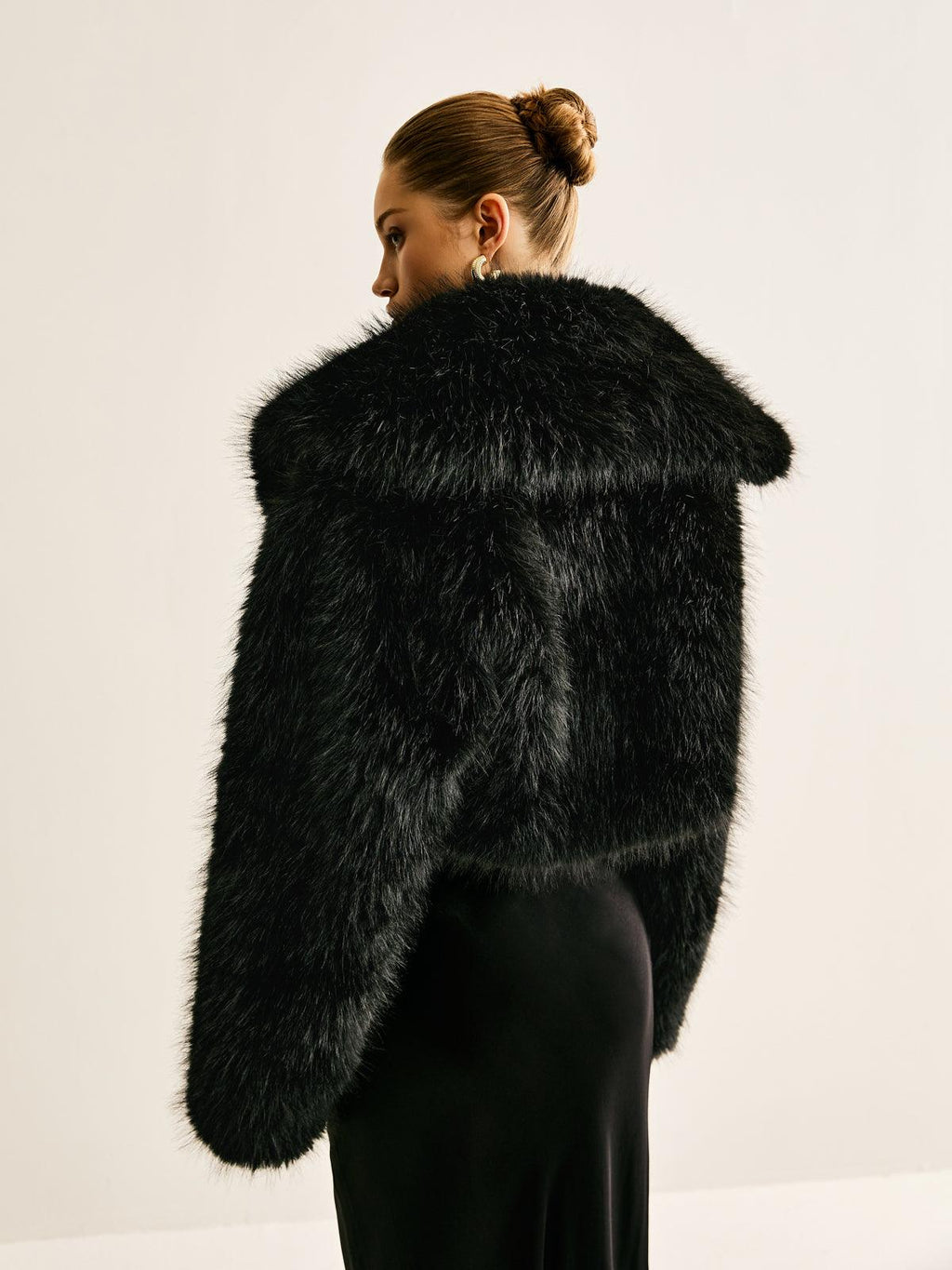 Black Short Faux Fur Jacket Women's Chic Soft Fur Coat